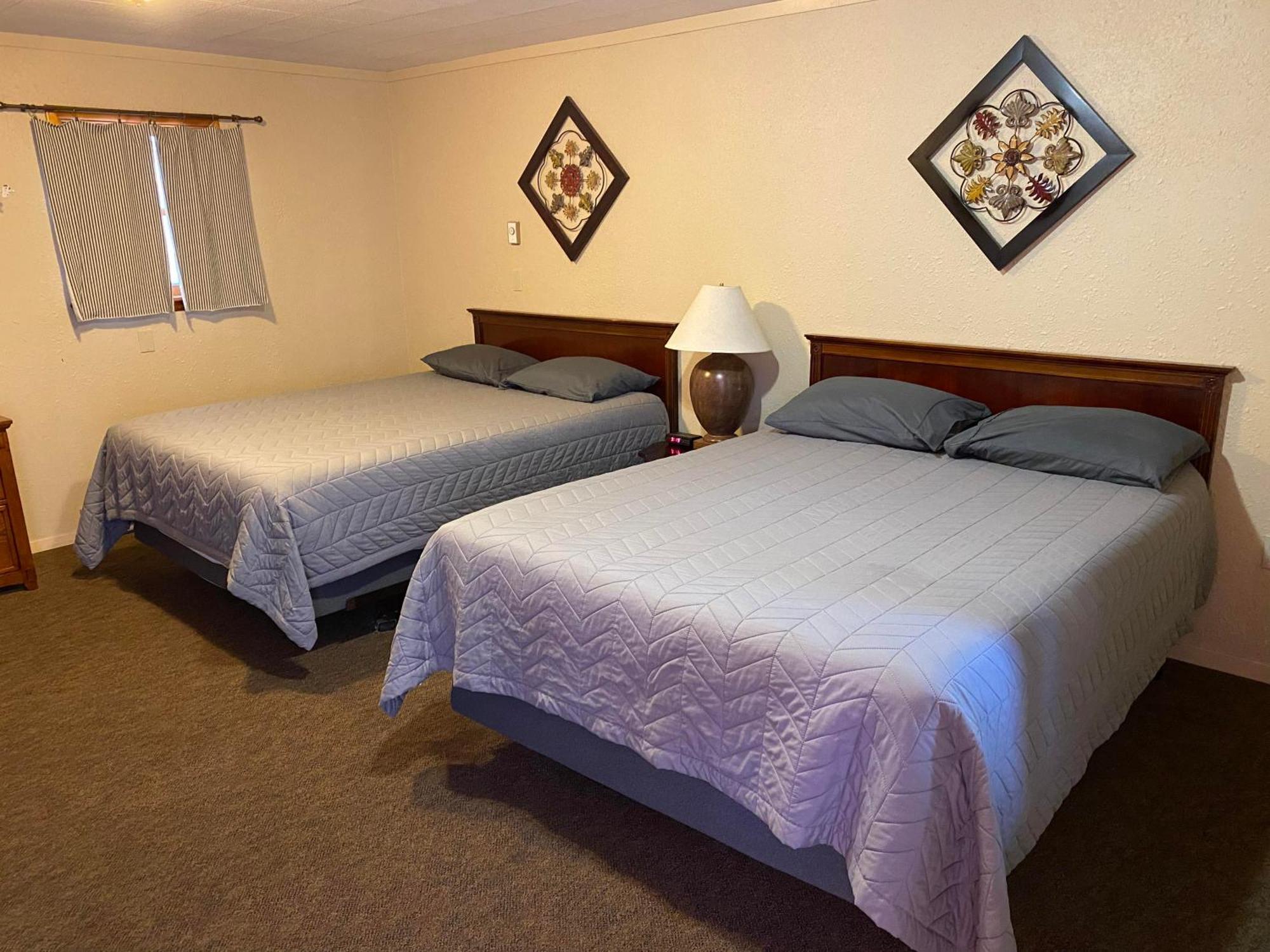 Wilbur The Willows Motel מראה חיצוני תמונה