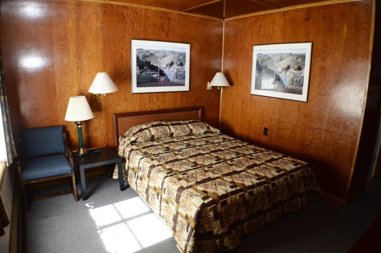Wilbur The Willows Motel מראה חיצוני תמונה