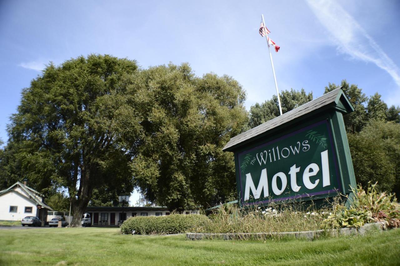 Wilbur The Willows Motel מראה חיצוני תמונה