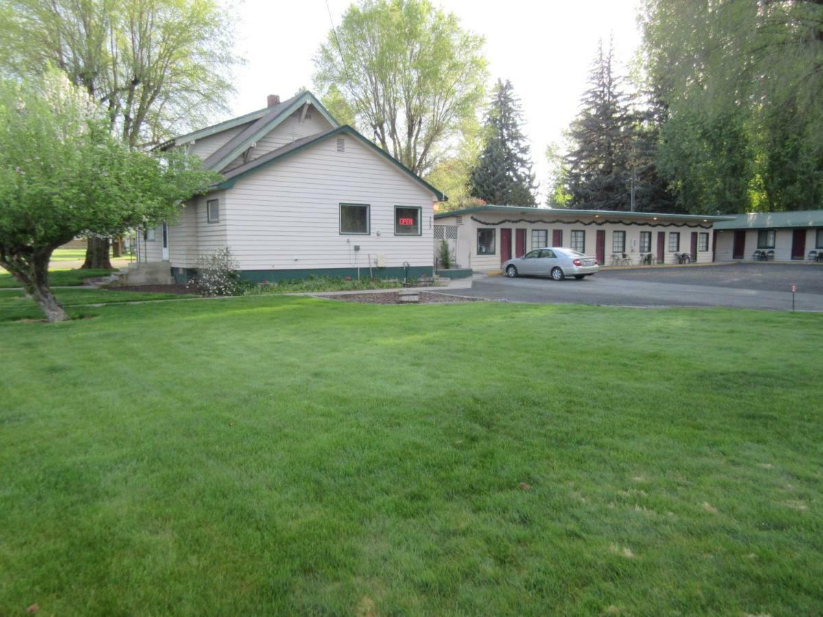 Wilbur The Willows Motel מראה חיצוני תמונה
